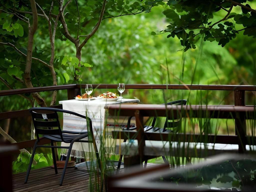 Herntai Resort Ban Mae La Noi Exterior photo
