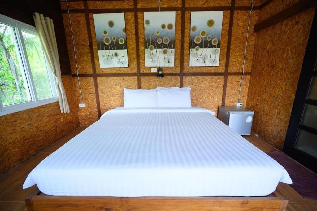 Herntai Resort Ban Mae La Noi Exterior photo
